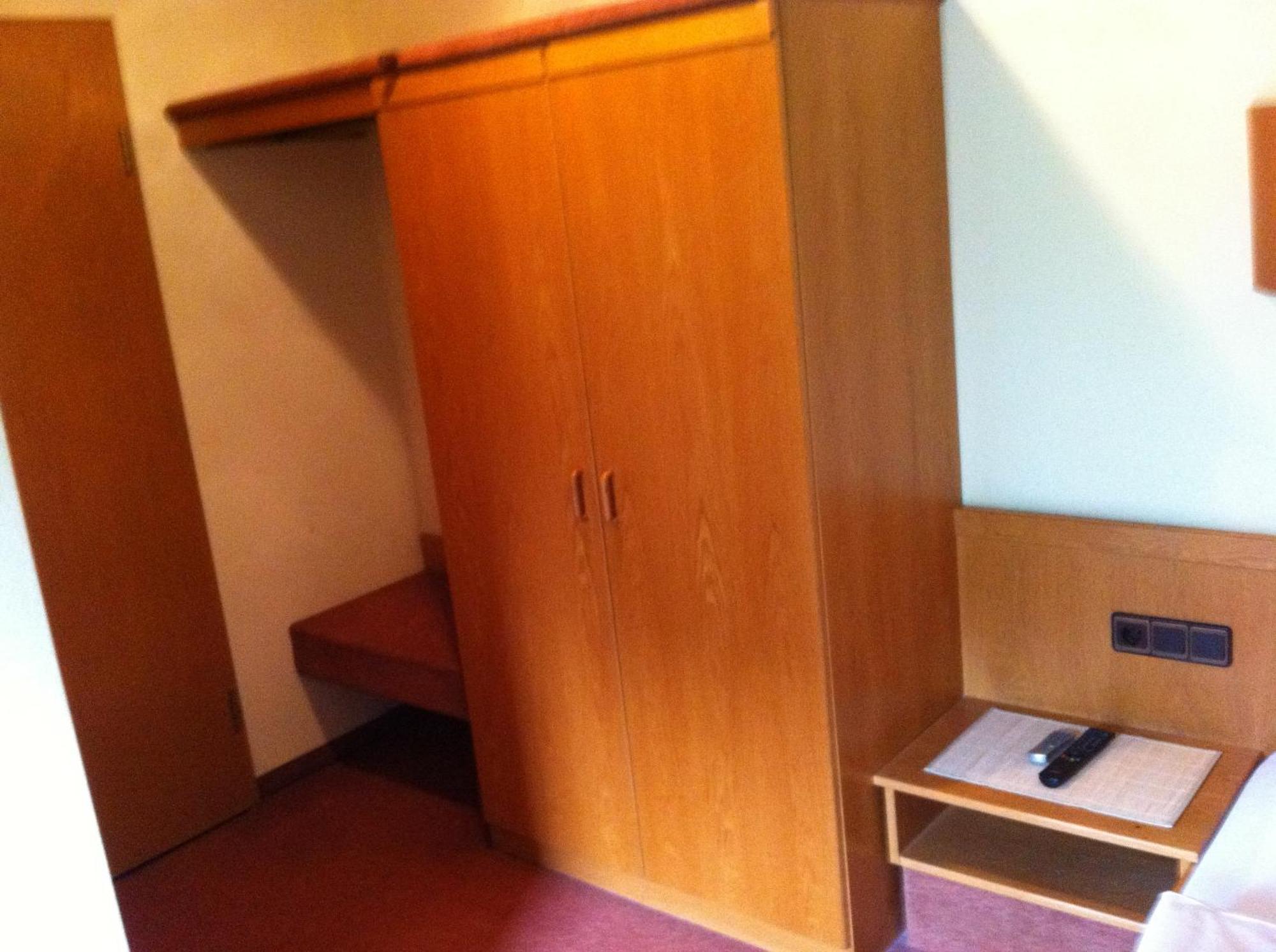 Hotel Bacchusstube Garni Goldbach  Buitenkant foto