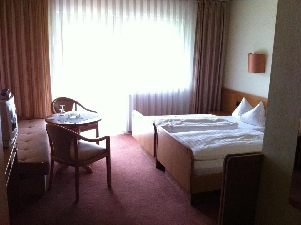 Hotel Bacchusstube Garni Goldbach  Kamer foto