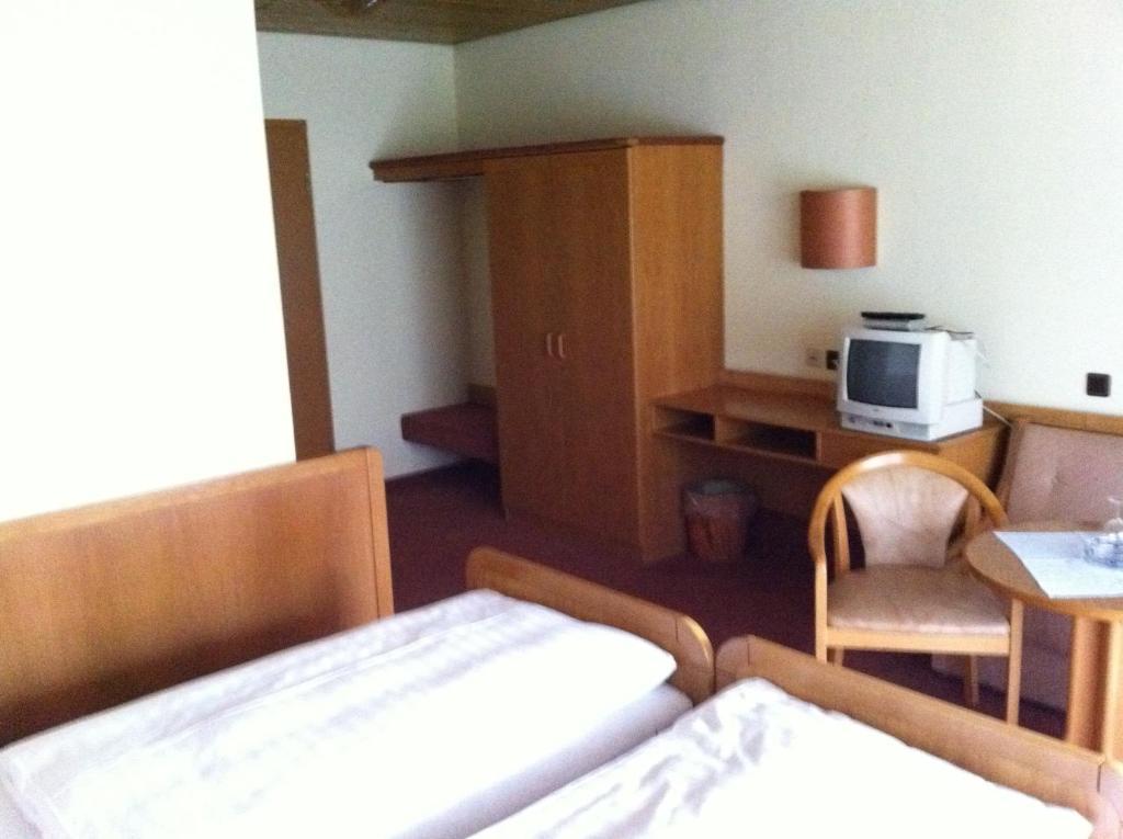 Hotel Bacchusstube Garni Goldbach  Kamer foto